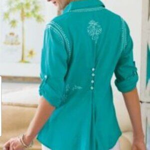 Soft Surroundings Teal Embroidered Button Down Top. Size S/M